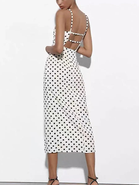 Robe blanche à pois