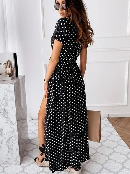 Robe cache coeur à pois